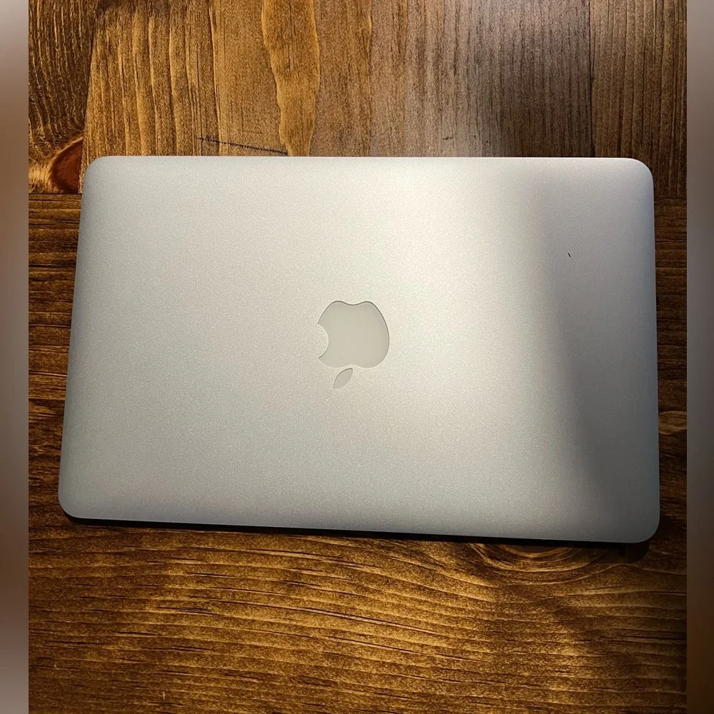 MacBook Air 2015 11-inch